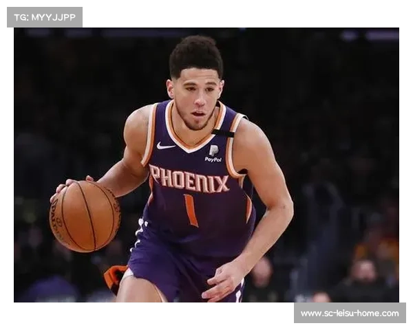 德文·布克:引领未来的得分后卫,NBA新星崛起的故事 德文·布克:引领未来的得分后卫,NBA新星崛起的故事